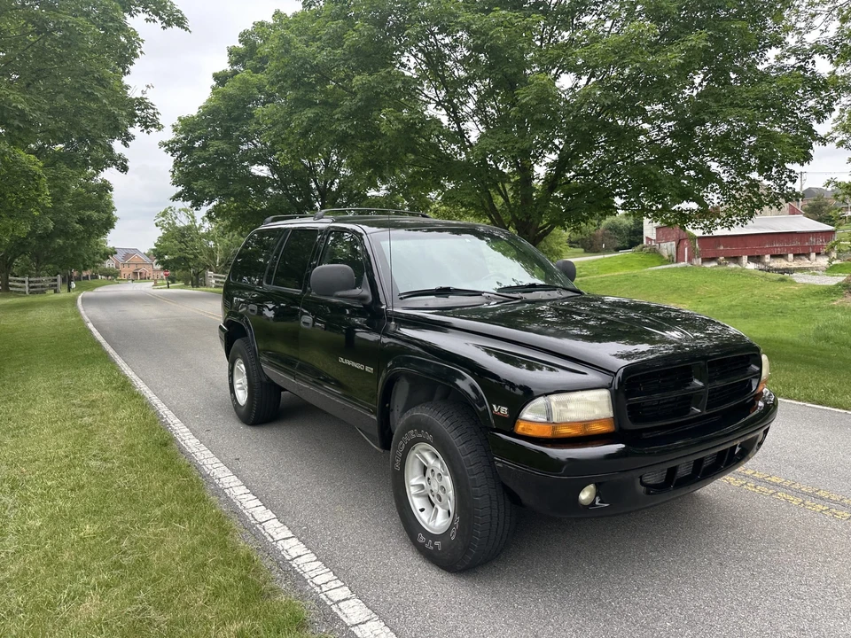 2000 Dodge Durango 1st Gen - Image 3 of 31