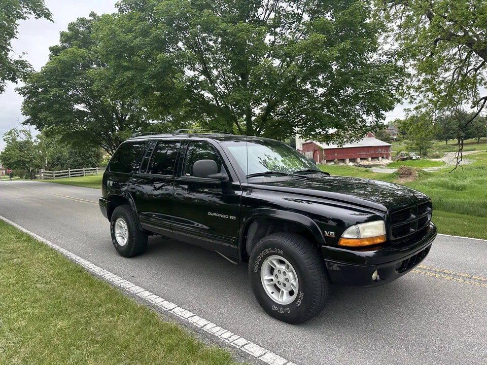 2000 Dodge Durango 1st Gen - Image 4 of 31
