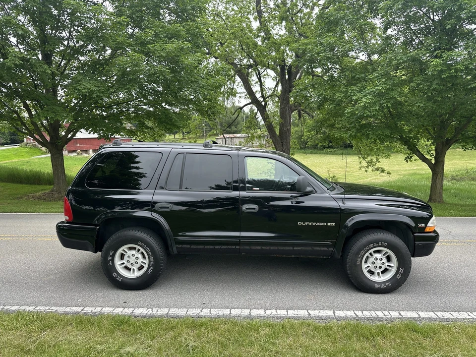 2000 Dodge Durango 1st Gen - Image 7 of 31