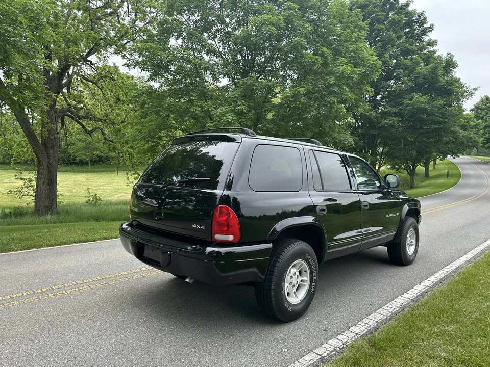 2000 Dodge Durango 1st Gen - Image 9 of 31