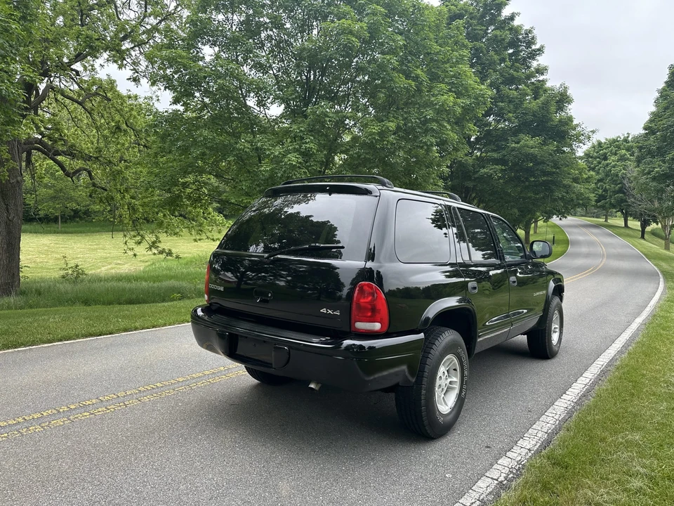 2000 Dodge Durango 1st Gen - Image 10 of 31