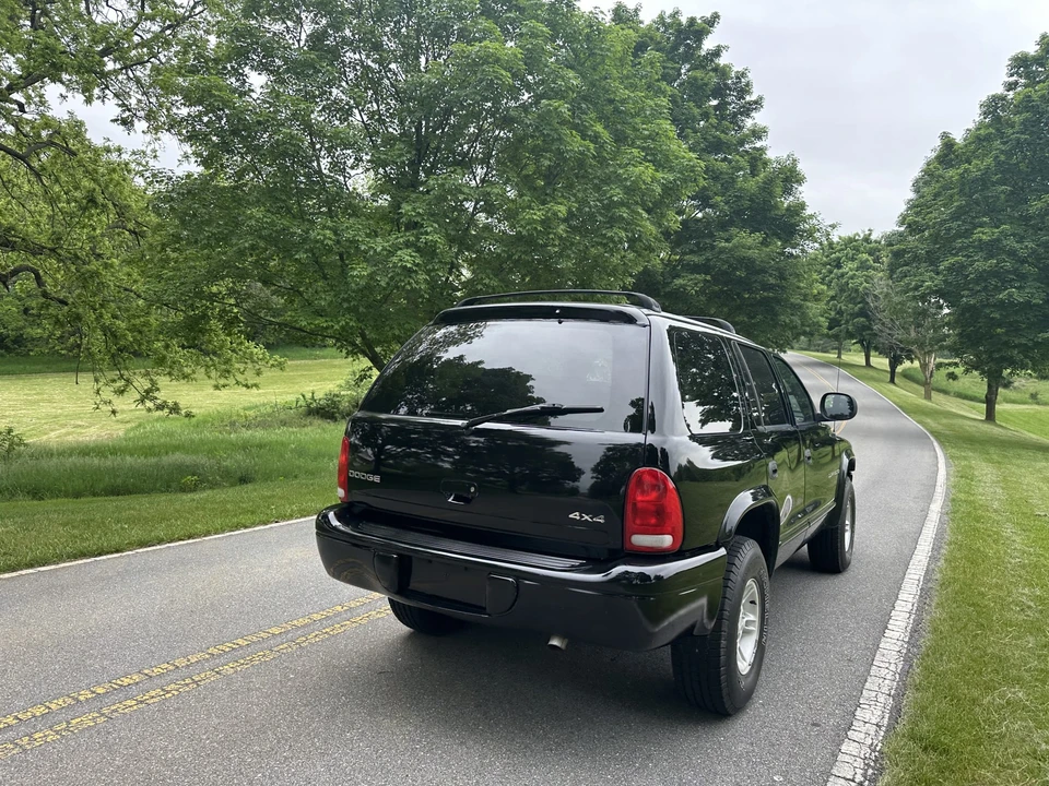 2000 Dodge Durango 1st Gen - Image 11 of 31