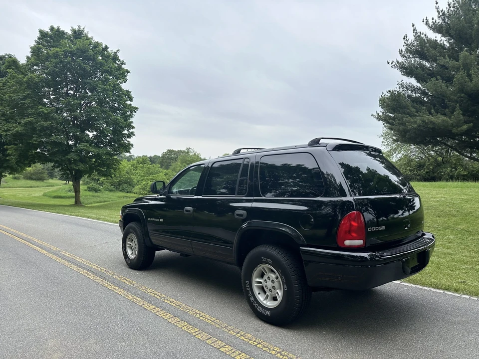 2000 Dodge Durango 1st Gen - Image 17 of 31