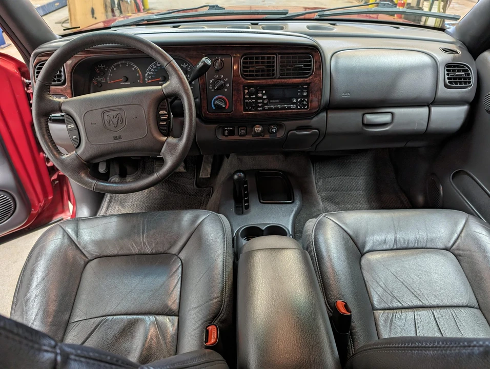2000 Dodge Durango 1st Gen - Image 26 of 31