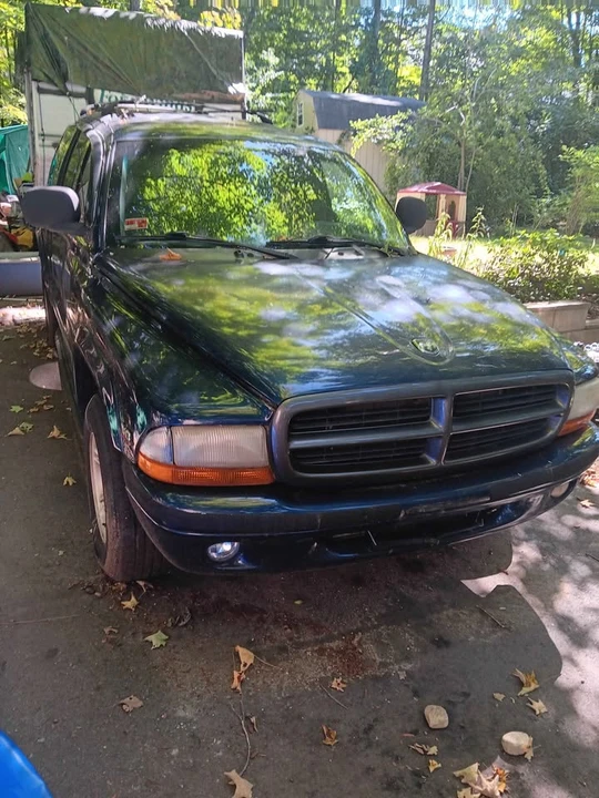 2000 Dodge Durango 1st Gen - Image 2 of 3