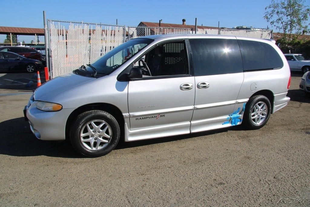 2000 Dodge Caravan - Image 3 of 21