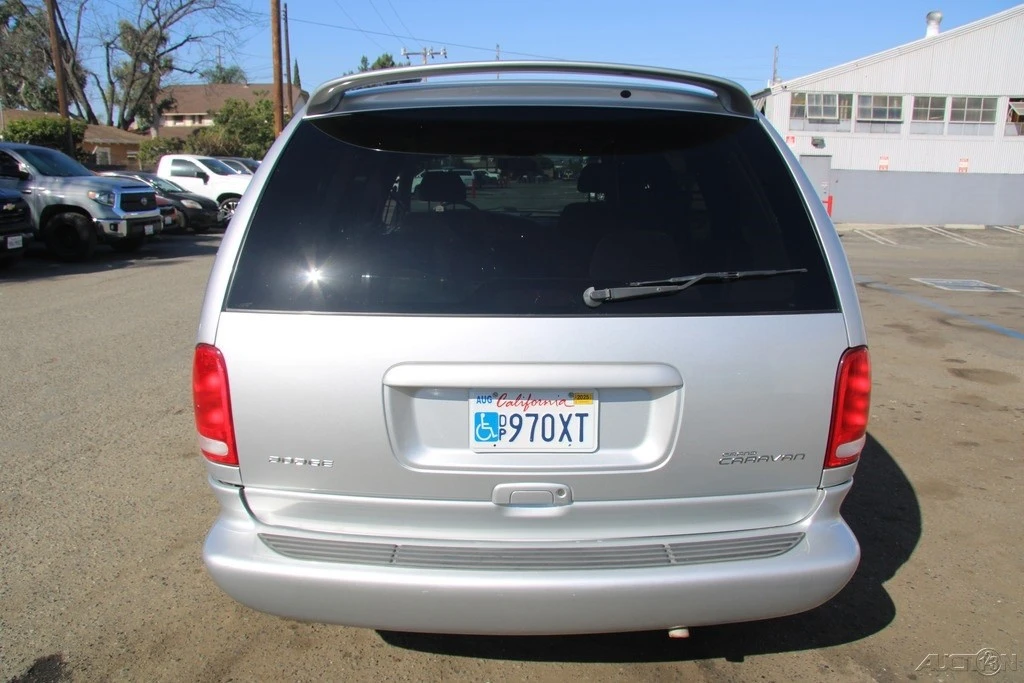 2000 Dodge Caravan - Image 7 of 21