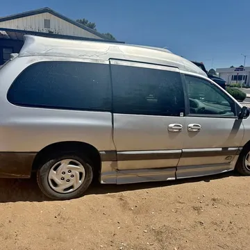 2000 Dodge Grand Caravan SE Minivan