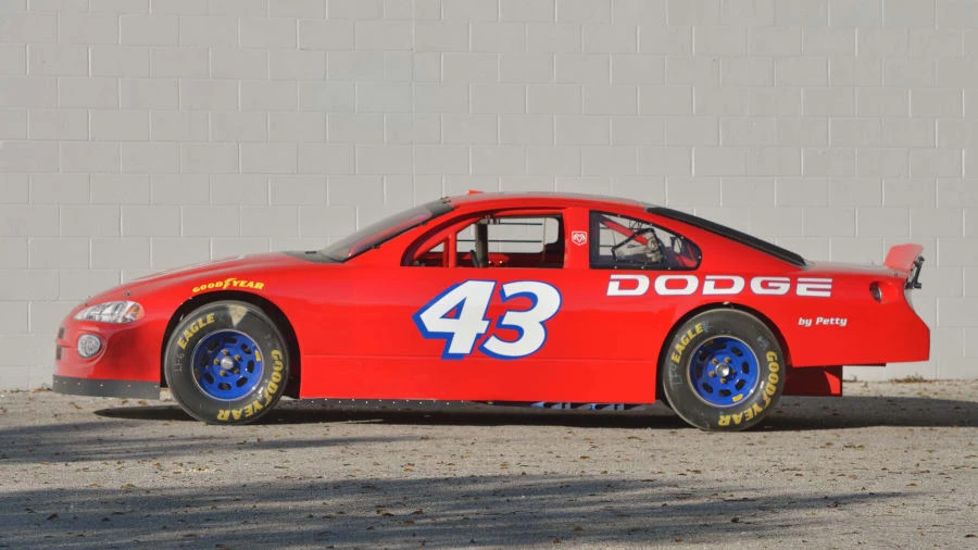2000 Dodge Intrepid - Image 8 of 25