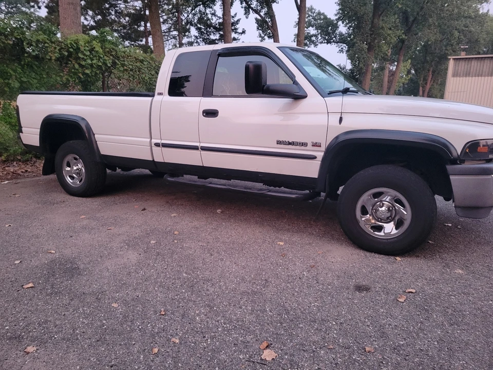 2000 Dodge Ram 2nd Gen - Image 2 of 15