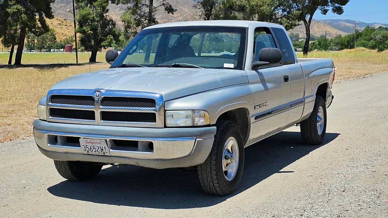2000 Dodge Ram 2nd Gen - Image 5 of 26