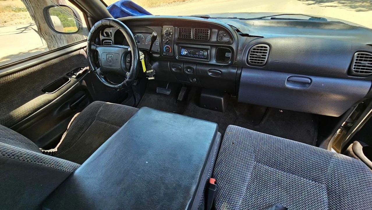2000 Dodge Ram 2nd Gen - Image 8 of 26