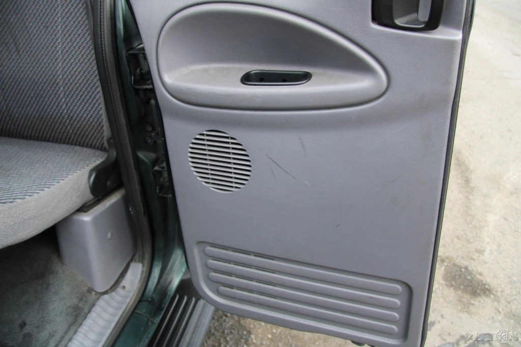 2000 Dodge Ram 2nd Gen - Image 18 of 21