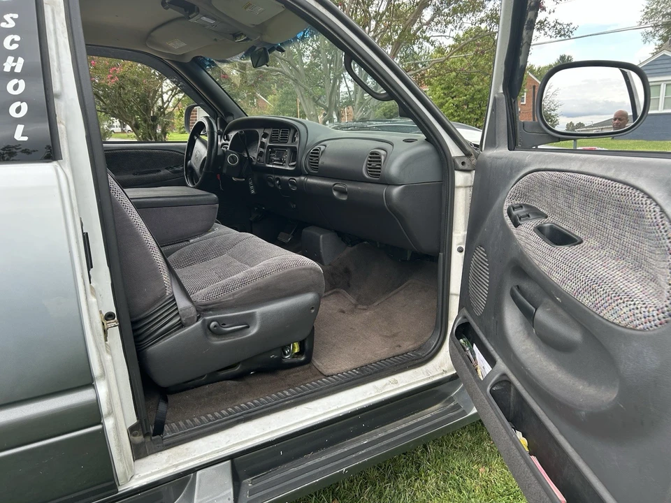 2000 Dodge Ram 2nd Gen - Image 6 of 10