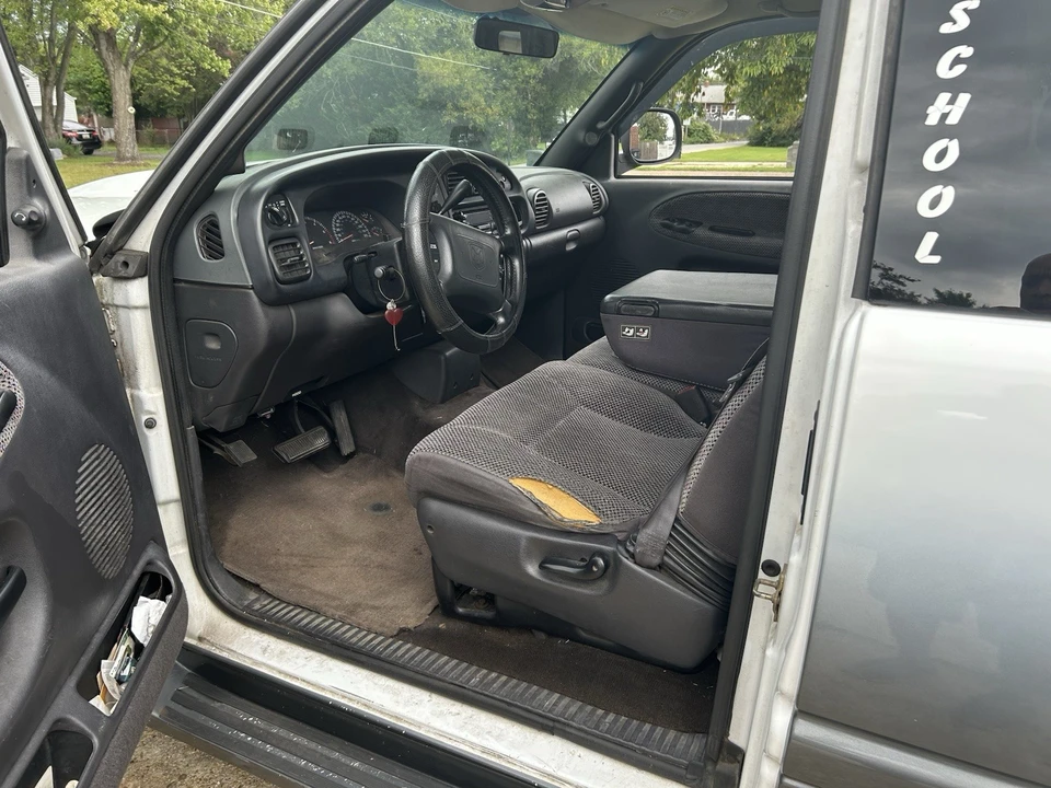 2000 Dodge Ram 2nd Gen - Image 7 of 10