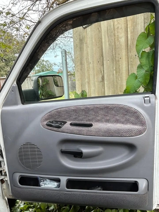 2000 Dodge Ram 2nd Gen - Image 13 of 19