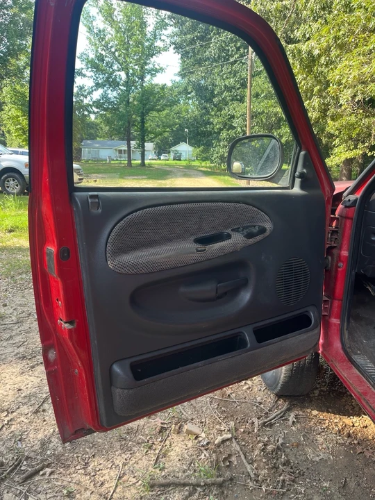 2000 Dodge Ram 2nd Gen - Image 18 of 31