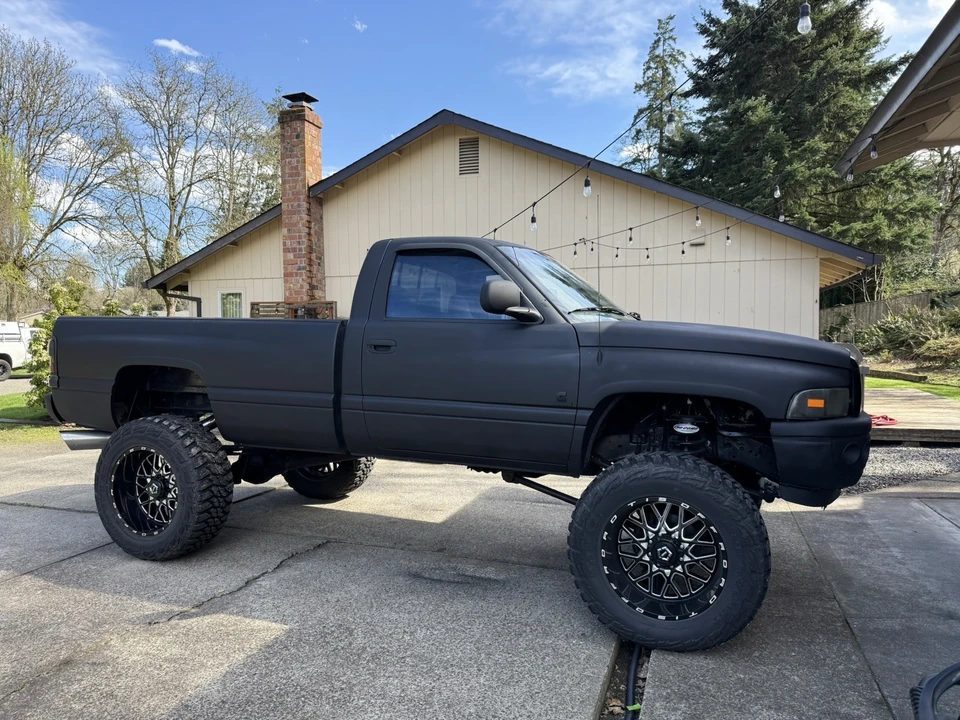 2000 Dodge Ram 2nd Gen - Image 2 of 19
