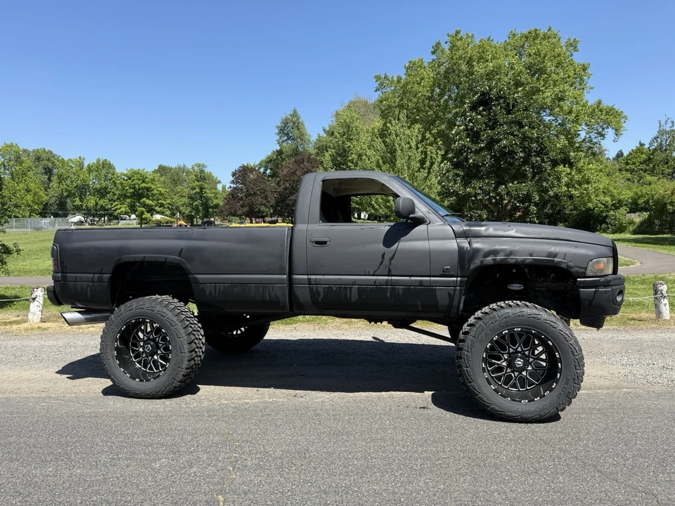 2000 Dodge Ram 2nd Gen - Image 12 of 19