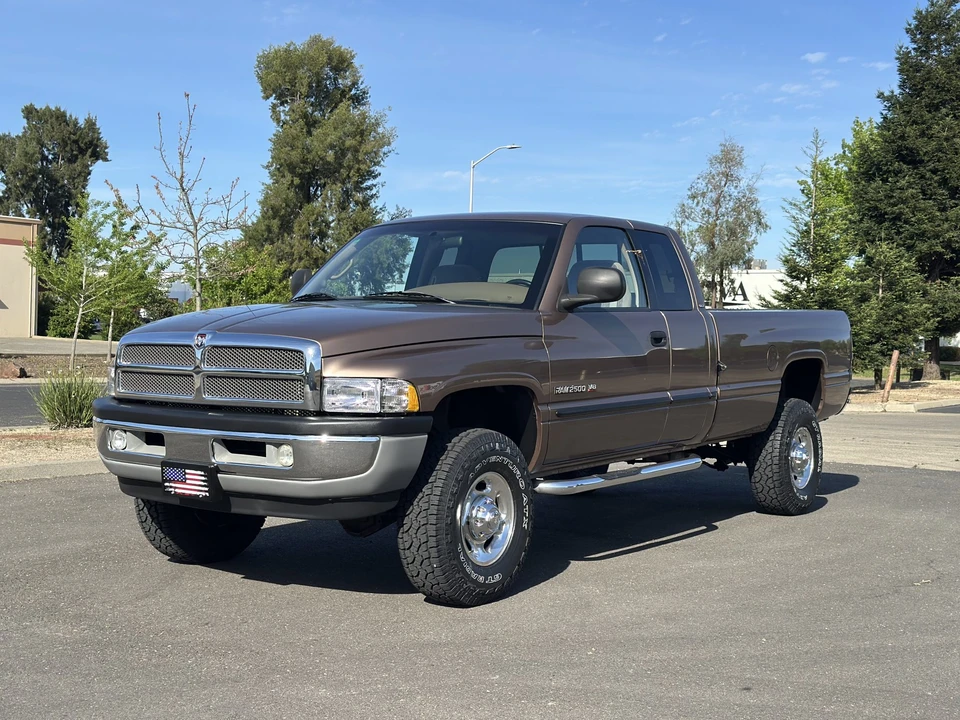 2000 Dodge Ram 2nd Gen - Image 2 of 31