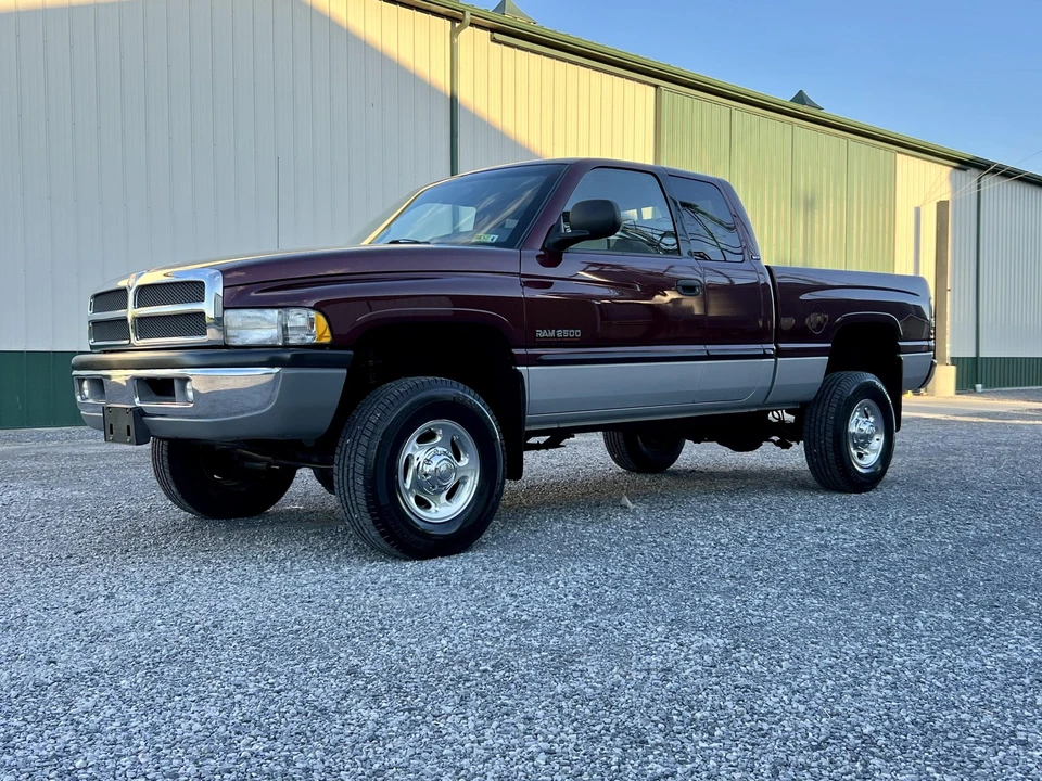 2000 Dodge Ram 2nd Gen - Image 2 of 31