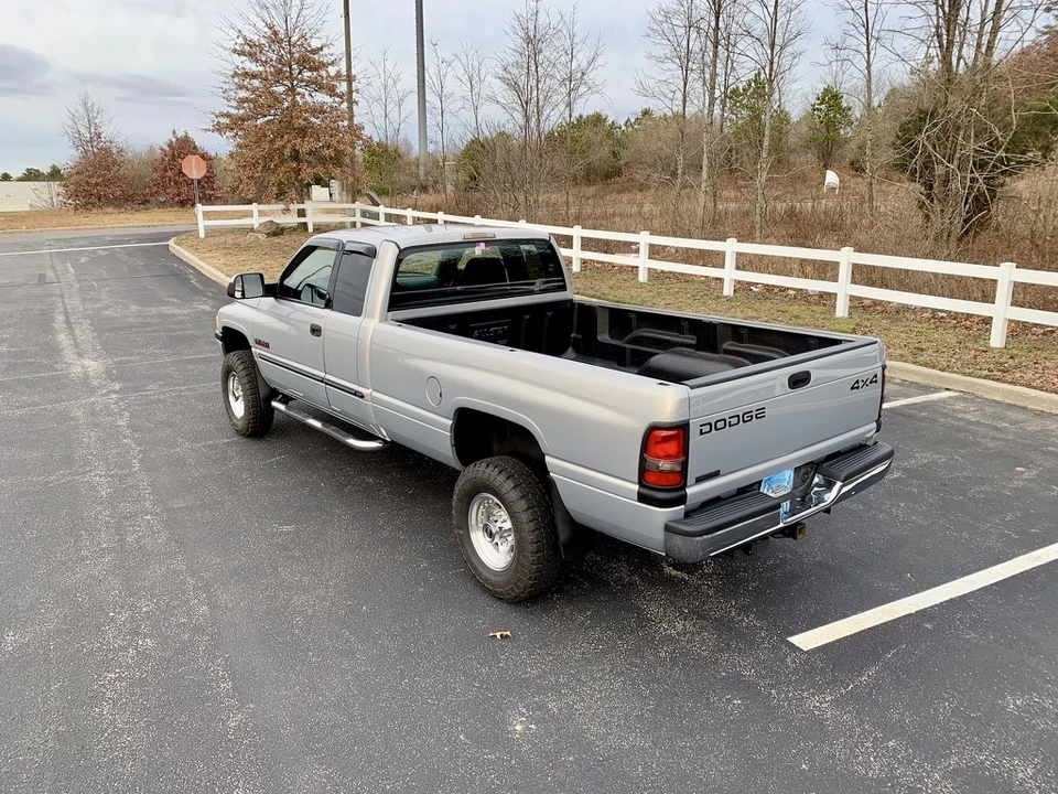 2000 Dodge Ram 2nd Gen - Image 10 of 31