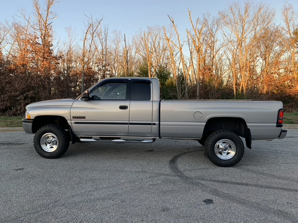 2000 Dodge Ram 2nd Gen - Image 7 of 31