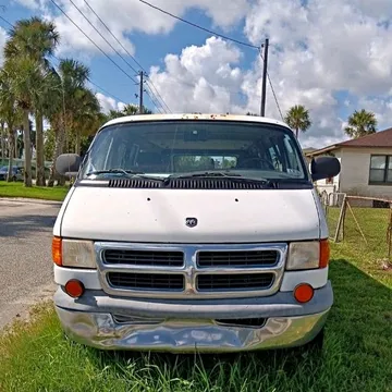 2000 Dodge Ram 3500 Van B3500