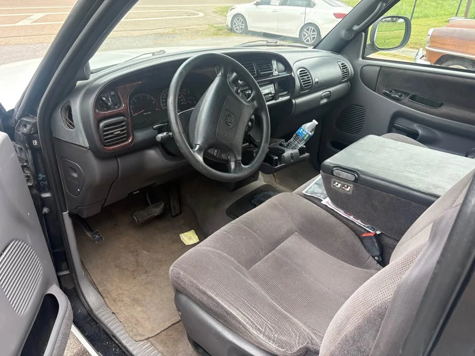2000 Dodge Ramcharger - Image 5 of 8