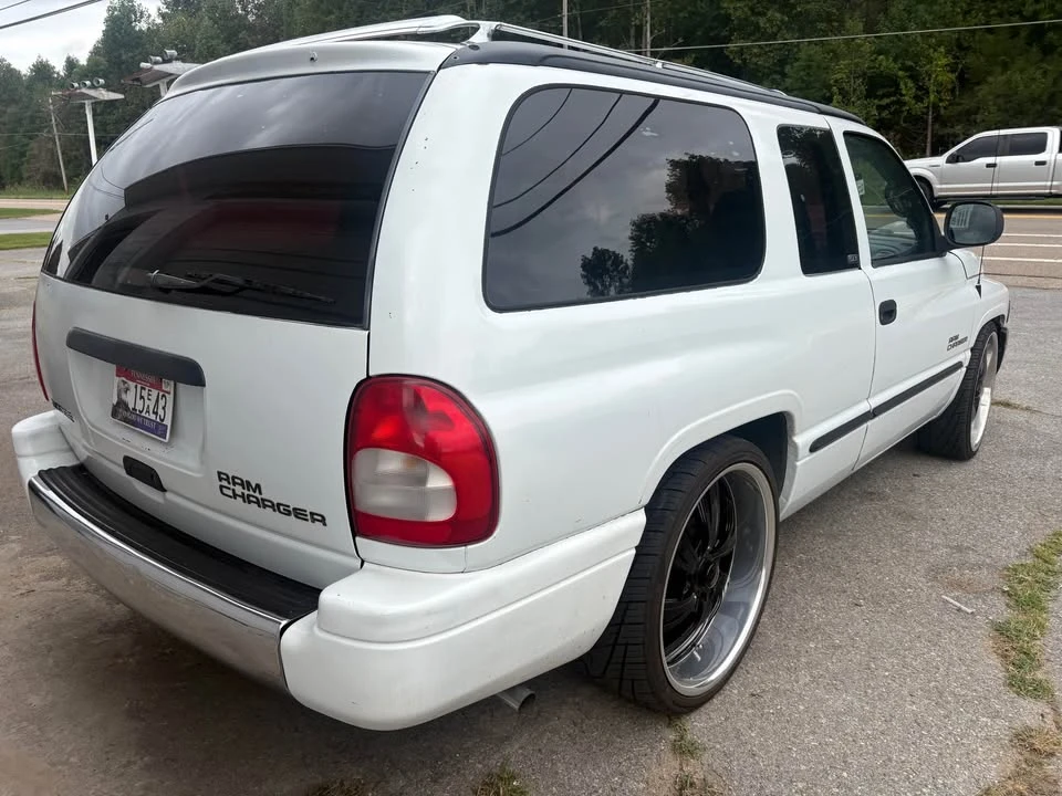 2000 Dodge Ramcharger - Image 4 of 8