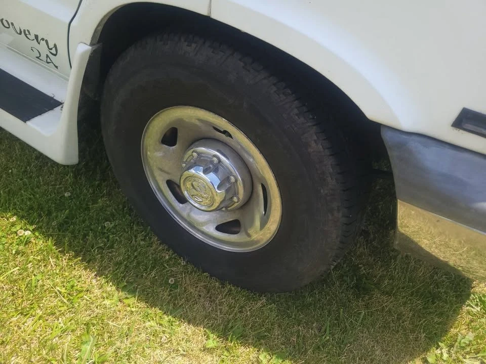 2000 Dodge Ram Van - Image 11 of 11