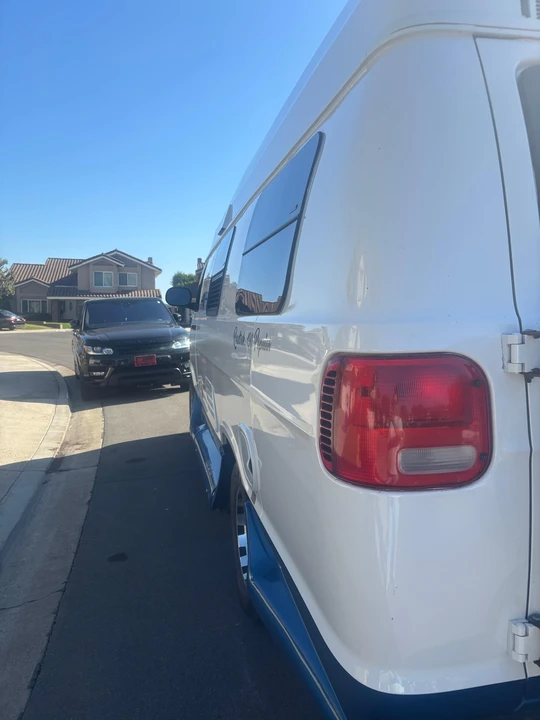 2000 Dodge Ram Van - Image 28 of 31