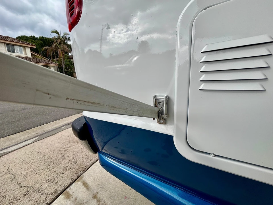 2000 Dodge Ram Van - Image 31 of 31
