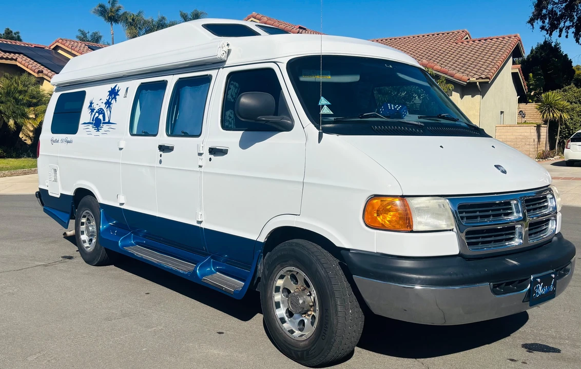 2000 Dodge Ram Van - Image 21 of 31