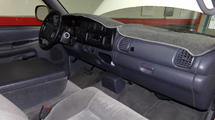2000 Dodge Ramcharger - Image 5 of 8