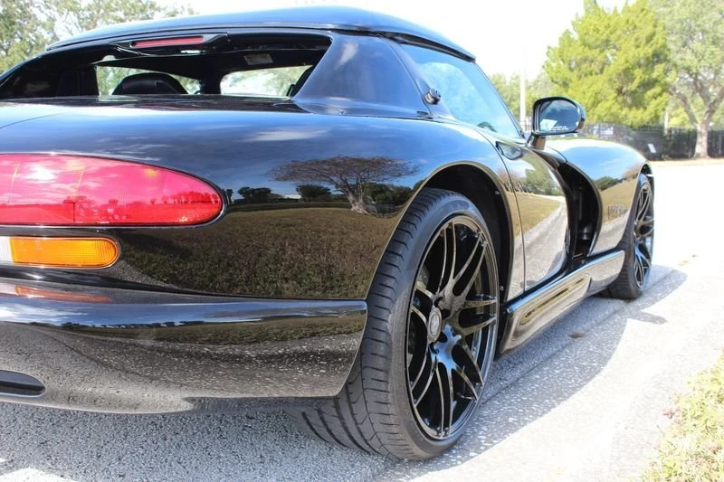 2000 Dodge Viper 2nd Gen - Image 11 of 20