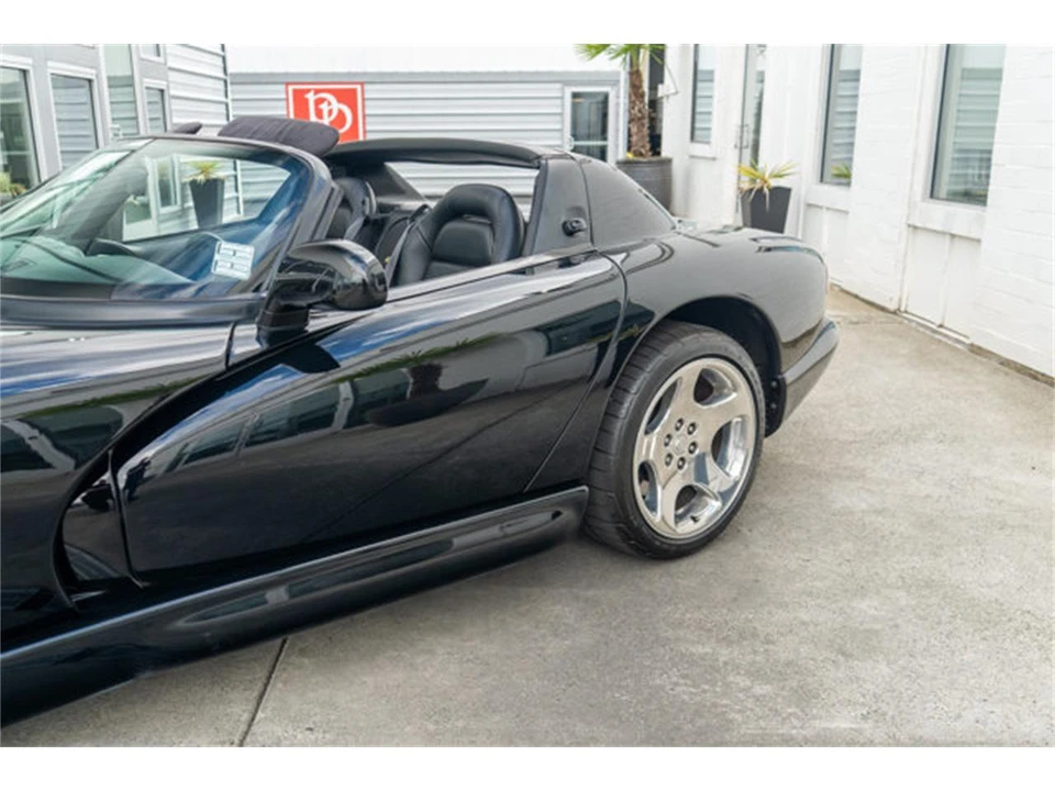2000 Dodge Viper 2nd Gen - Image 5 of 12