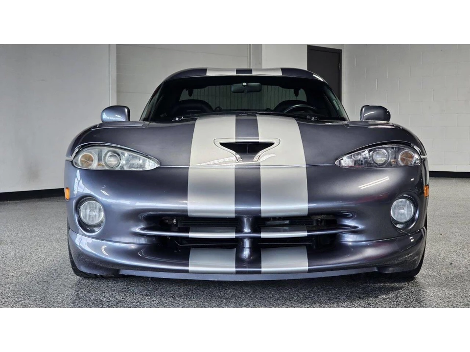 2000 Dodge Viper 2nd Gen - Image 16 of 31