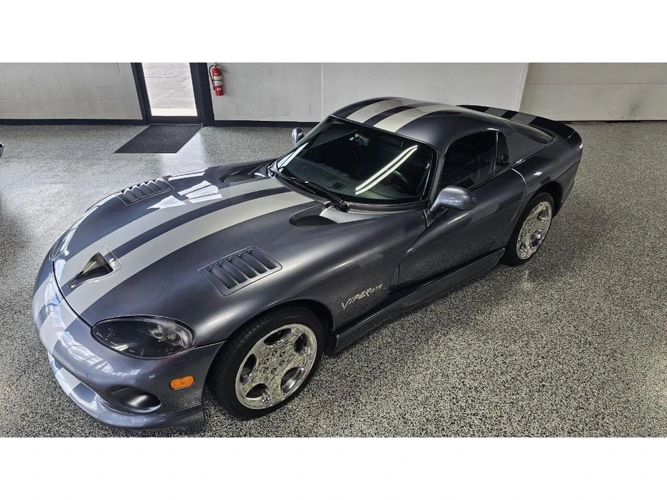 2000 Dodge Viper 2nd Gen - Image 14 of 31