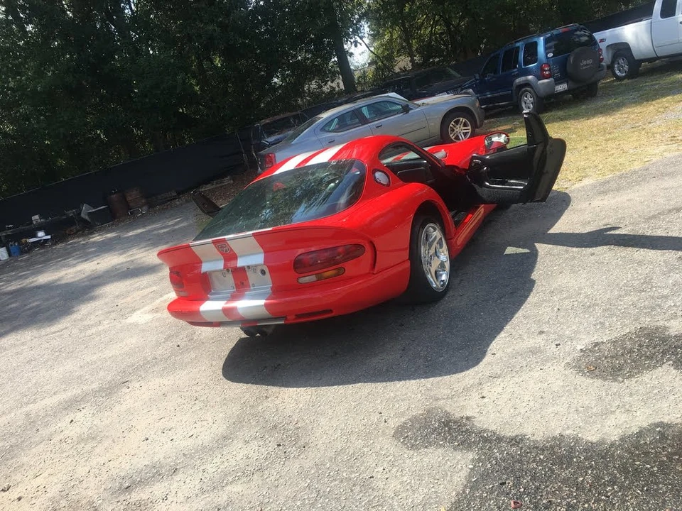 2000 Dodge Viper GTS 2nd Gen - Image 11 of 31