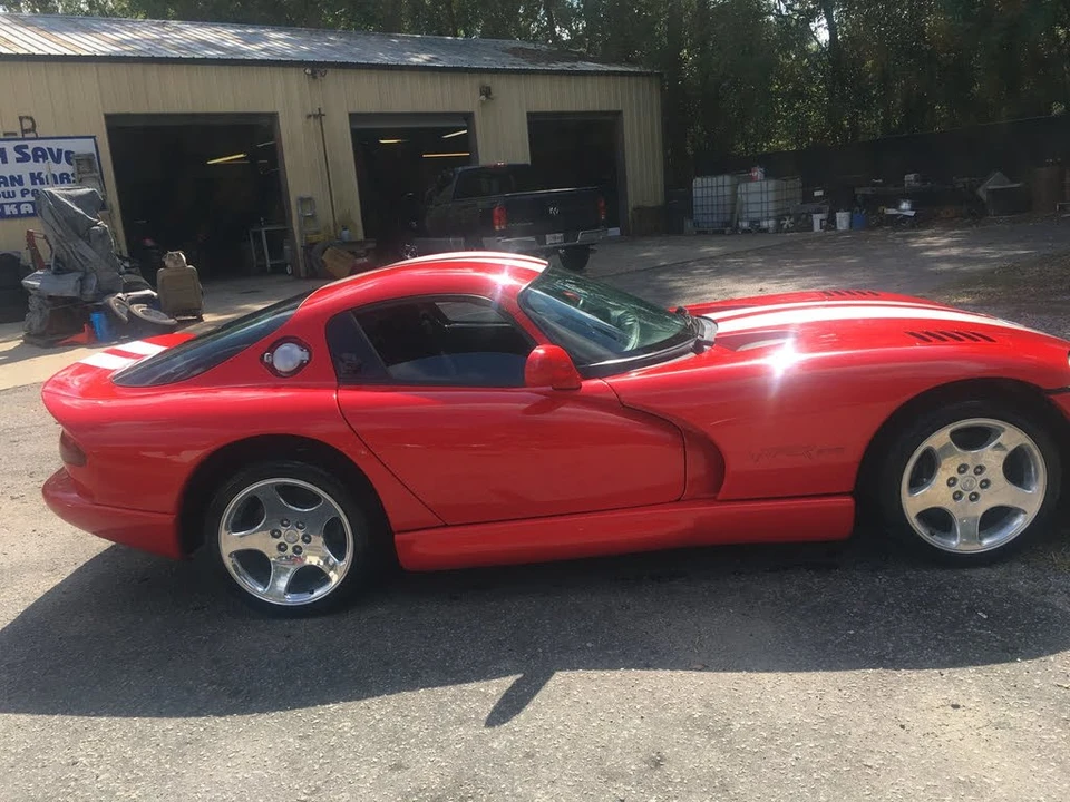 2000 Dodge Viper GTS 2nd Gen - Image 5 of 31