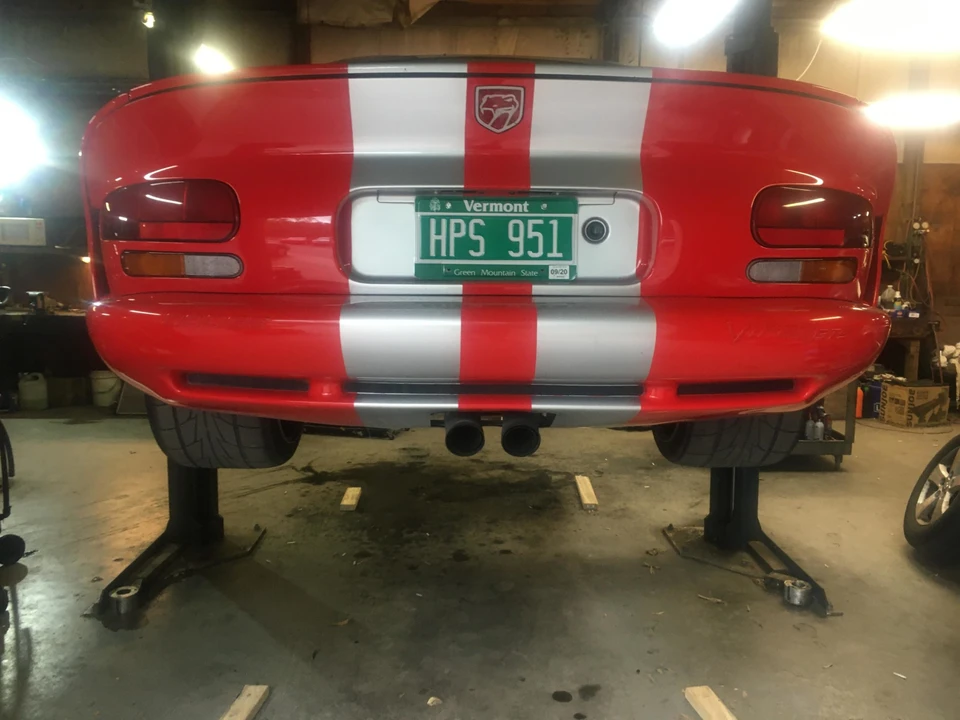 2000 Dodge Viper GTS 2nd Gen - Image 14 of 31