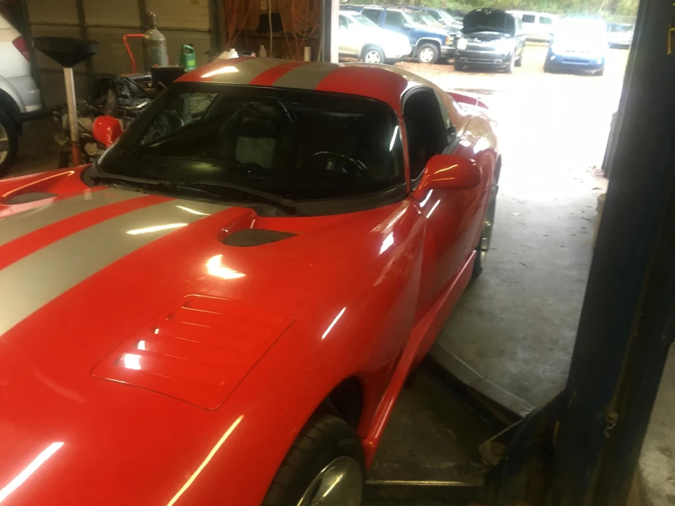 2000 Dodge Viper GTS 2nd Gen - Image 24 of 31