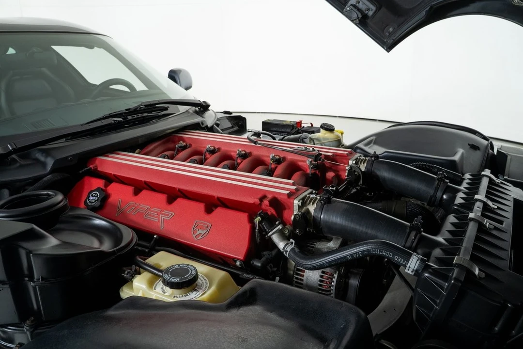 2000 Dodge Viper GTS 2nd Gen - Image 3 of 31