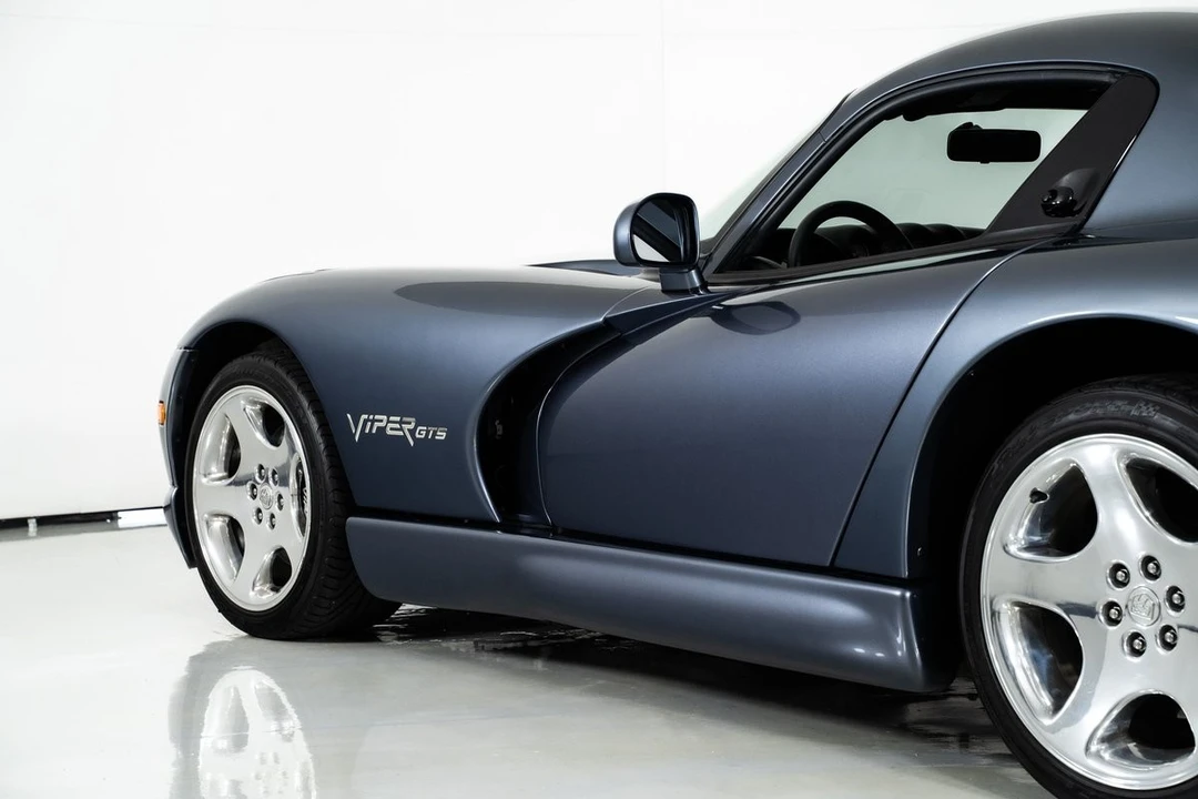 2000 Dodge Viper GTS 2nd Gen - Image 10 of 21