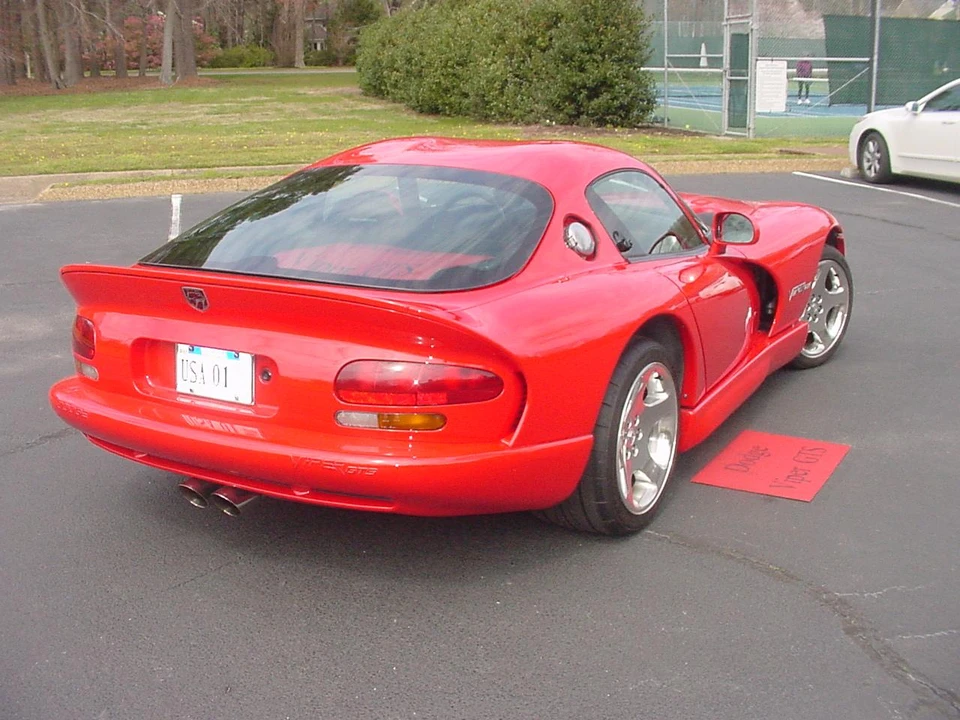 2000 Dodge Viper GTS 2nd Gen - Image 16 of 31