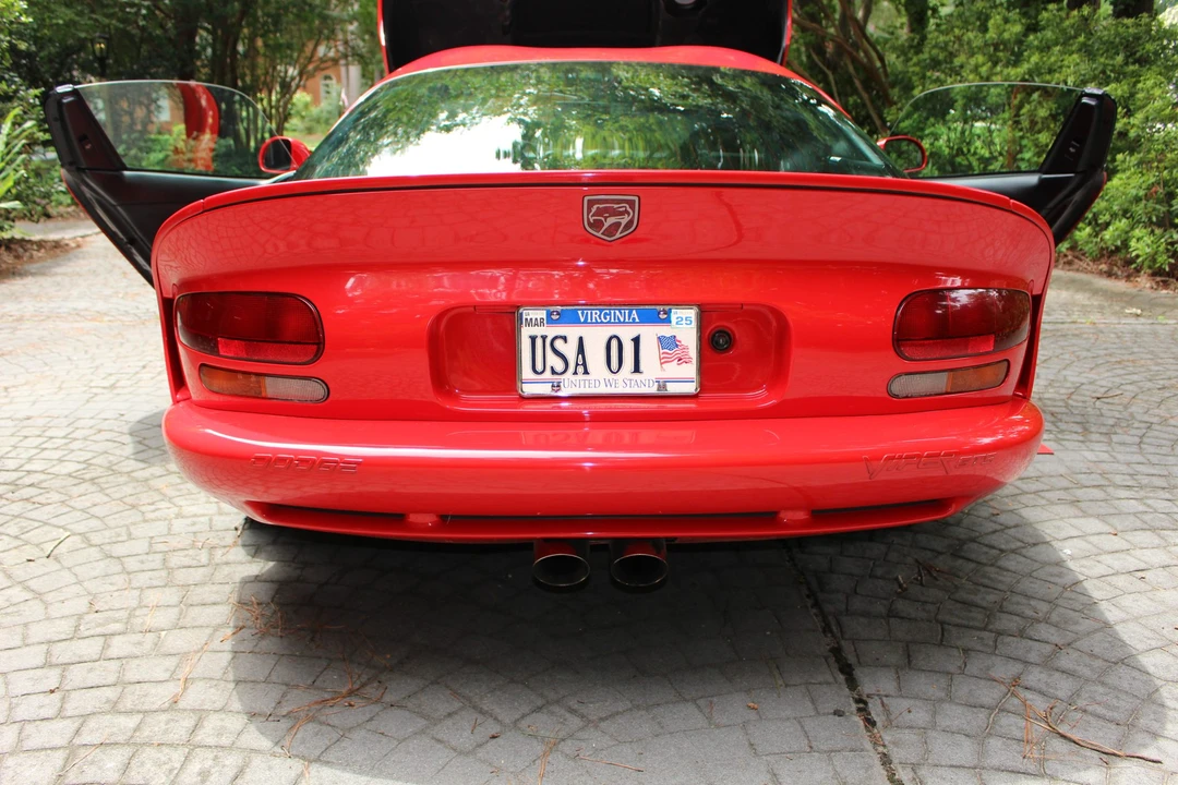 2000 Dodge Viper GTS 2nd Gen - Image 29 of 31