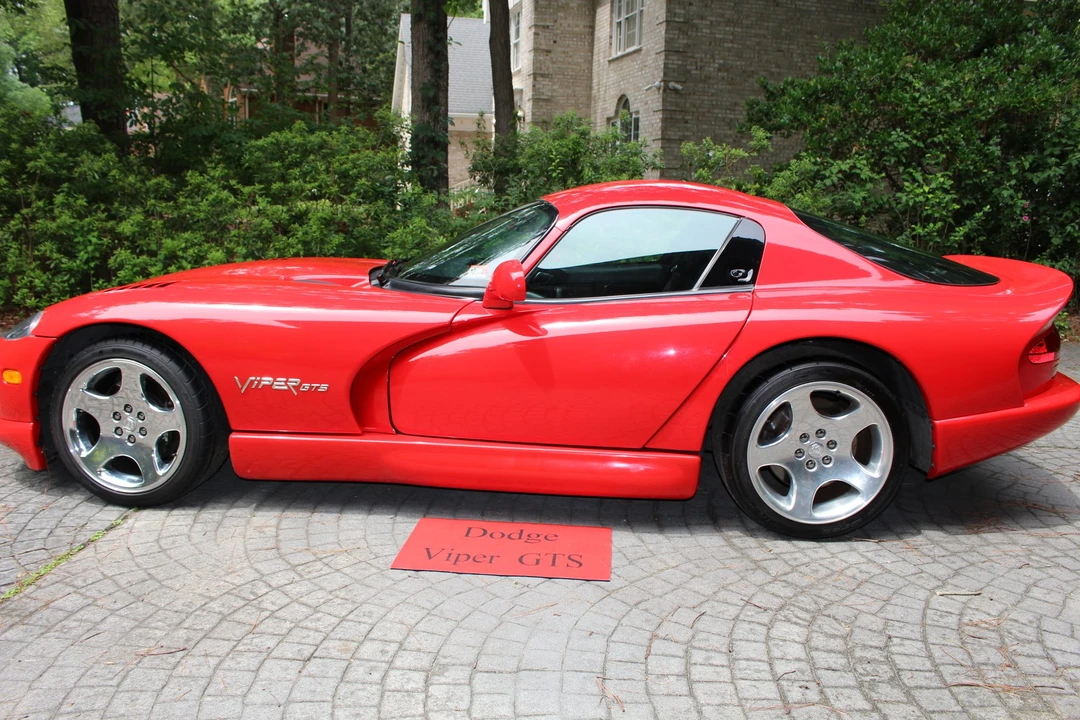 2000 Dodge Viper GTS 2nd Gen - Image 21 of 31