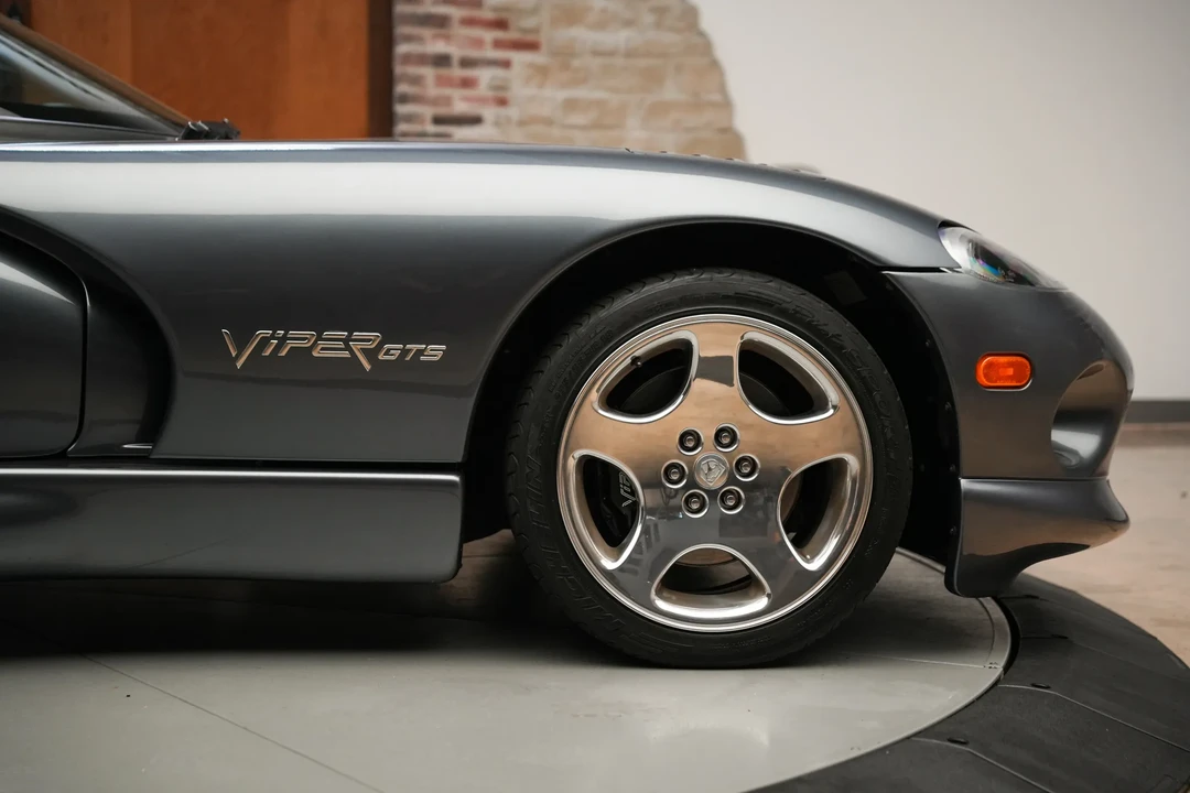 2000 Dodge Viper GTS 2nd Gen - Image 14 of 31