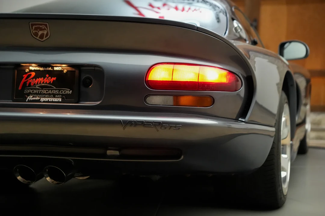 2000 Dodge Viper GTS 2nd Gen - Image 19 of 31
